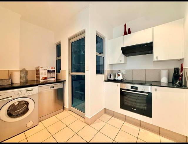 2 BEDROOM PROPERTY TO RENT IN SANDHURST